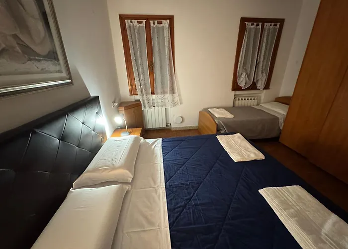 Мини-отель The Wolf House Greysclass