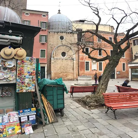 The Wolf House * Venice