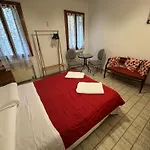 Gasthof The Wolf House Greysclass Venedig