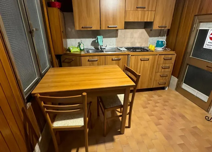 The Wolf House Greysclass *